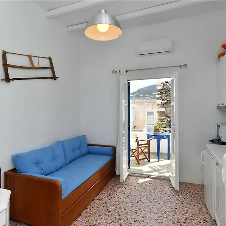 Kastro Traditional House Parikia (Paros)