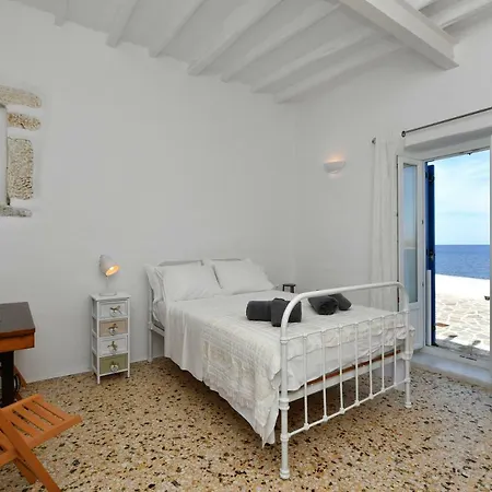Apartment Kastro Traditional House Páros